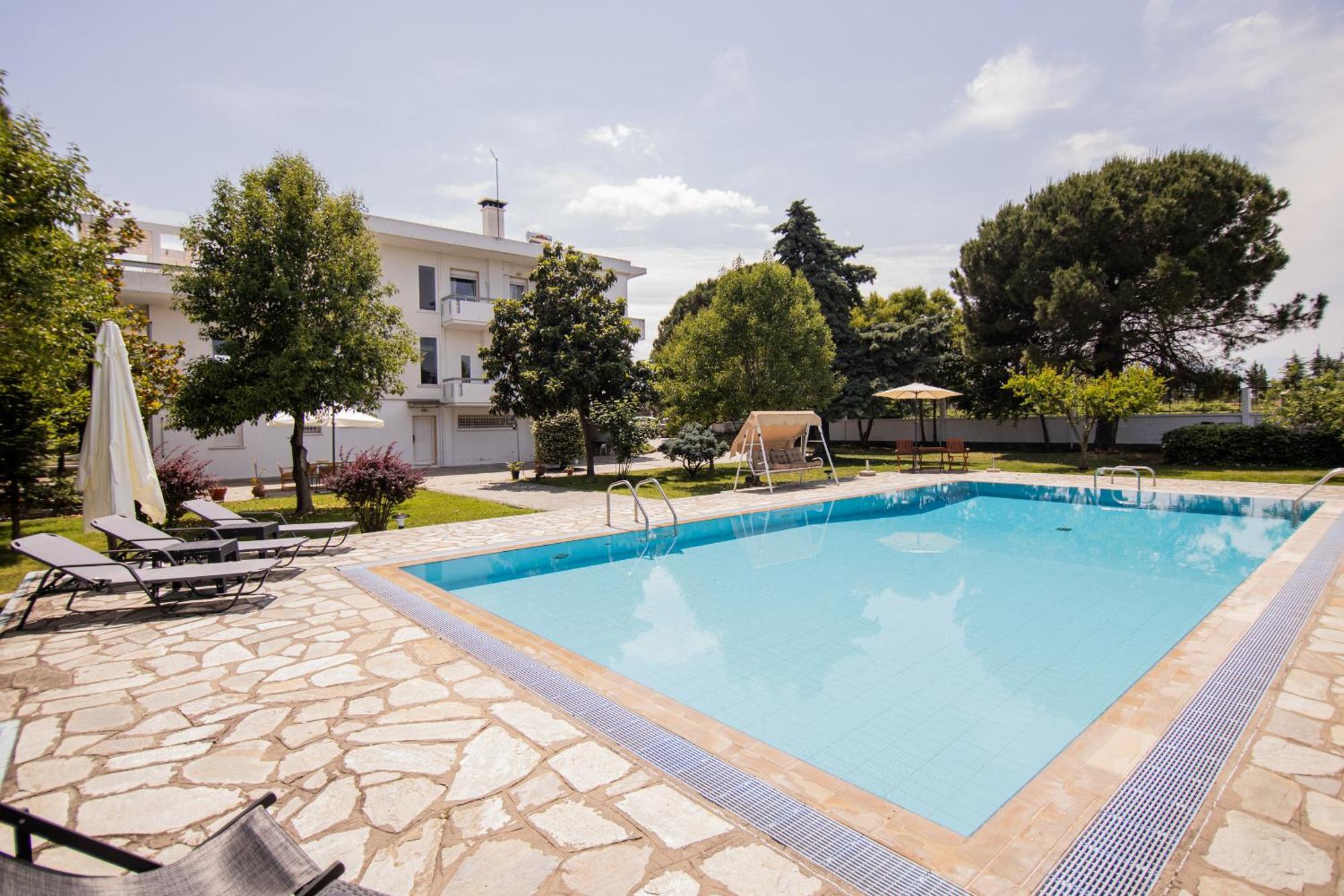 Zeusplace Poolvilla Natura Paralia Katerini Exterior photo
